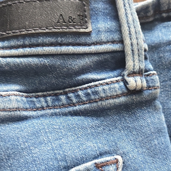 Abercrombie & Fitch Blue Skinny Jeans - Picture 6 of 8